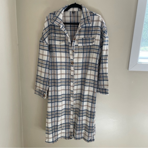 Plaid Single Breasted Flap Detail Drop Shoulder Overcoat, Size Med NWOT - Picture 3 of 8
